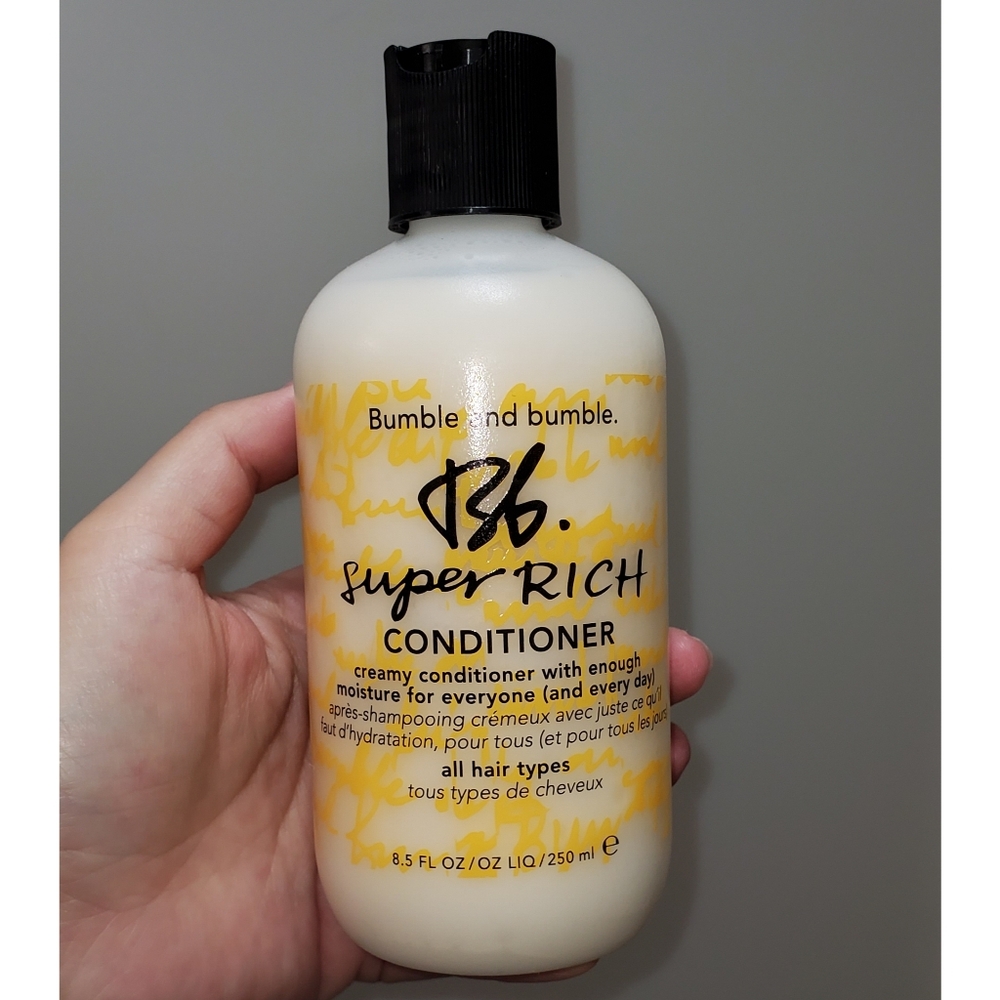Bumble and bumble Gentle Shampoo - Yellow and Black